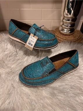 Ariat Loafers Floral Embossed Turquoise Tooled Leather NEW